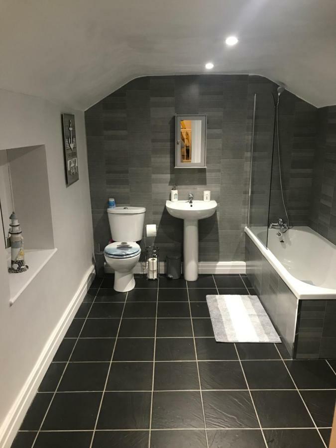 Pleasure Beach House 黑潭 外观 照片